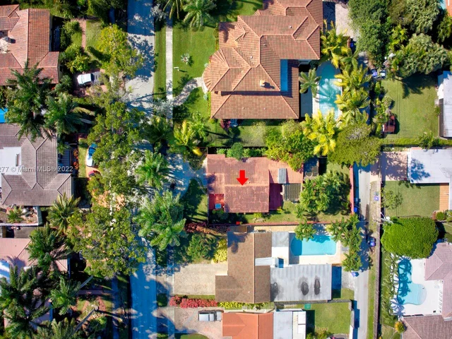 1327 Madison St, Hollywood FL 33019