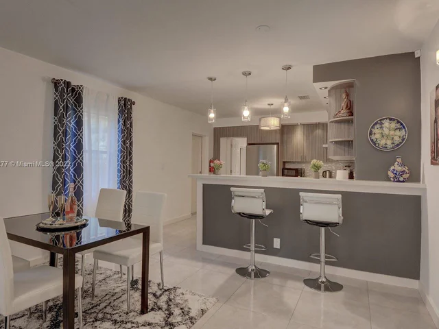 1327 Madison St, Hollywood FL 33019