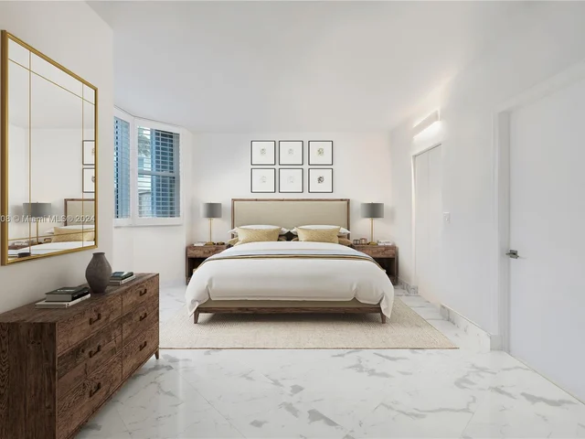 300 S Pointe Dr # 303, Miami Beach FL 33139