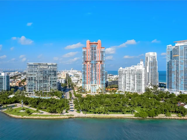 300 S Pointe Dr # 303, Miami Beach FL 33139