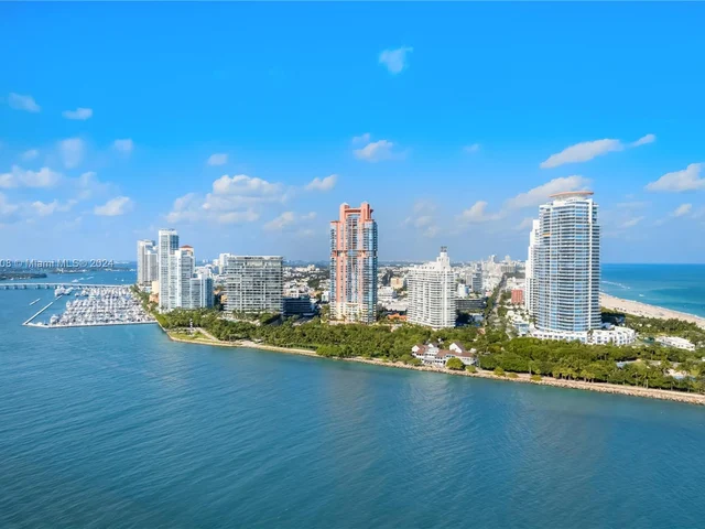 300 S Pointe Dr # 303, Miami Beach FL 33139