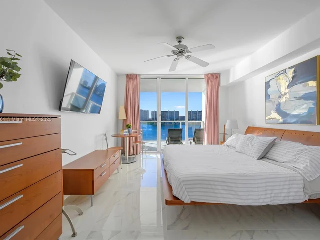 18100 N Bay Rd # 1003, Sunny Isles Beach FL 33160