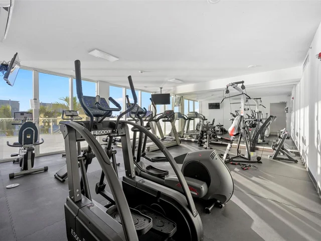 18100 N Bay Rd # 1003, Sunny Isles Beach FL 33160