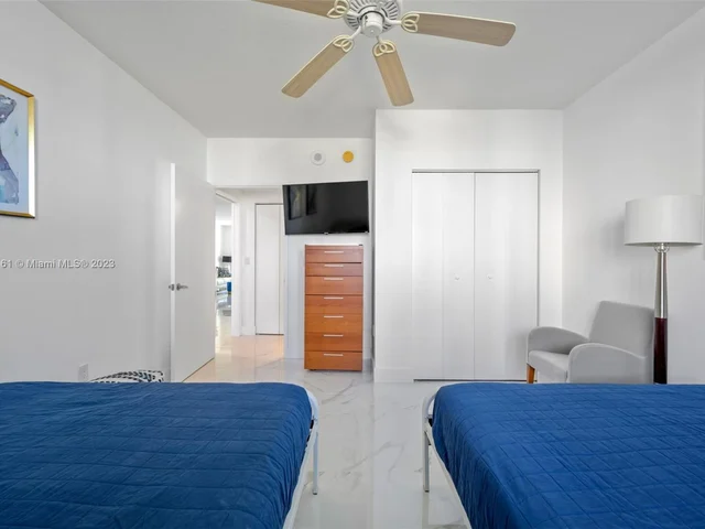 18100 N Bay Rd # 1003, Sunny Isles Beach FL 33160