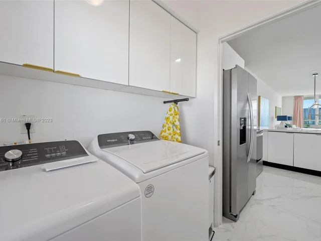 18100 N Bay Rd # 1003, Sunny Isles Beach FL 33160