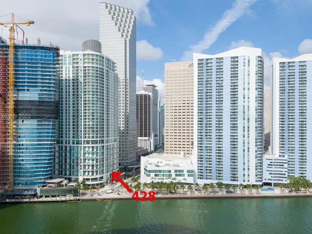 300 S Biscayne Blvd # 428, Miami FL 33131
