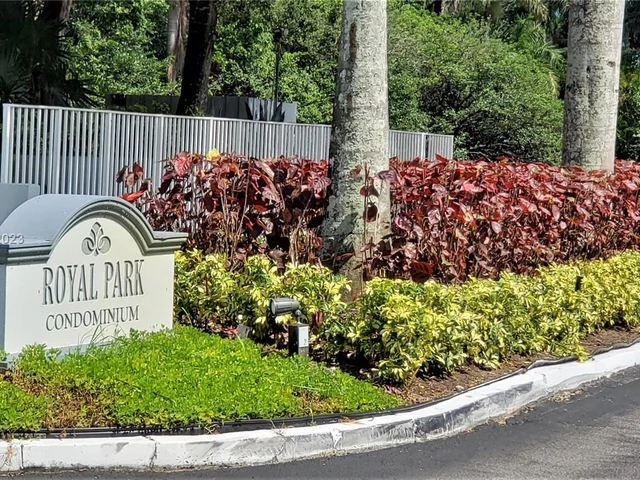 117 Royal Park Dr # 4C, Oakland Park FL 33309