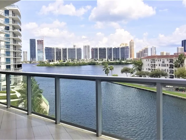 3250 NE 188 St # 401, Aventura FL 33180