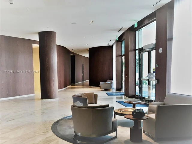 3250 NE 188 St # 401, Aventura FL 33180