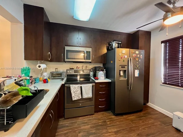 7980 NW 50th St # 503, Lauderhill FL 33351