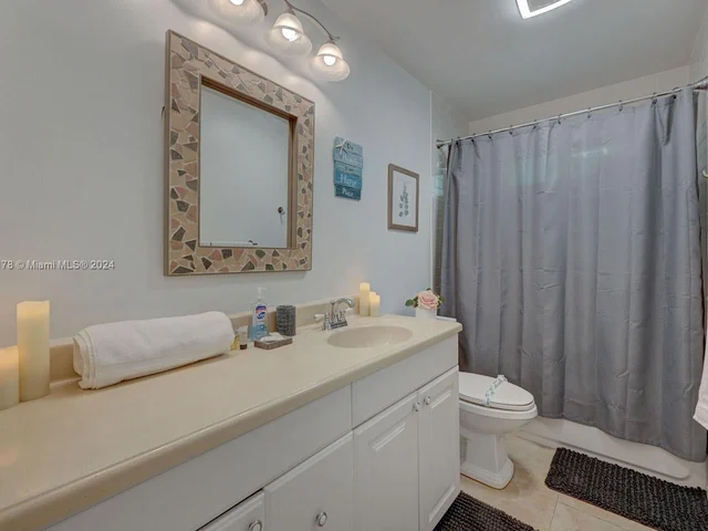 932 Polk St, Hollywood FL 33019