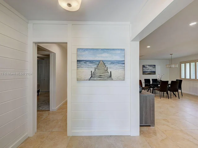 932 Polk St, Hollywood FL 33019