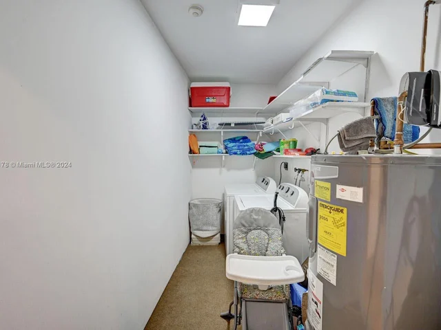 932 Polk St, Hollywood FL 33019