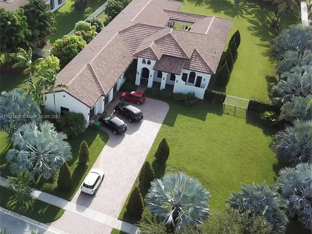 1460 SW 125th Ave, Davie FL 33325