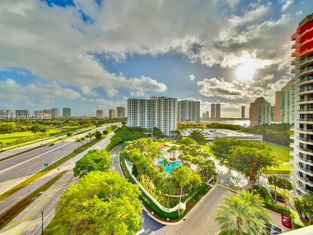 3300 NE 191st St # 1107, Aventura FL 33180