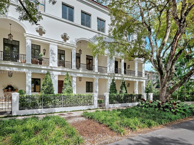 733 Almeria Ave # B, Coral Gables FL 33134