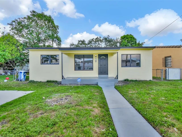 3220 NW 93, Miami FL 33147