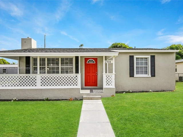 2344 Robin Rd, West Palm Beach FL 33409