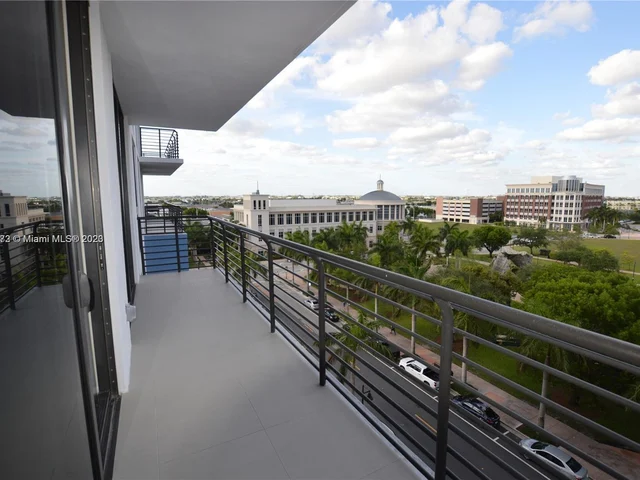 5350 NW 84th Ave # 611, Doral FL 33166