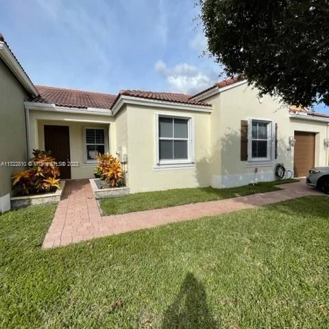 14973 SW 40th St, Miami FL 33185