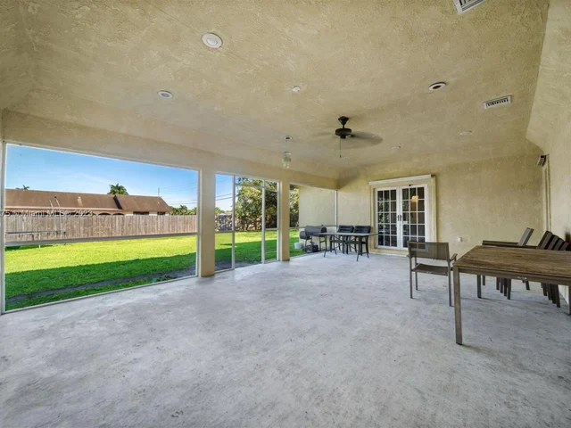 16201 SW 286th St, Homestead FL 33033