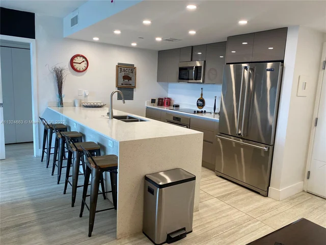 13800 Highland Dr # 503, North Miami Beach FL 33181