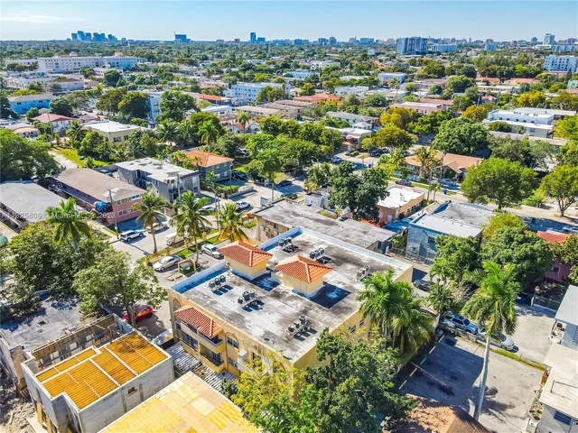 1351 SW 4th St # 8, Miami FL 33135