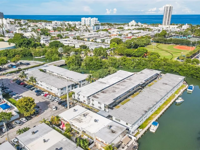 780 73rd St # 33, Miami Beach FL 33141