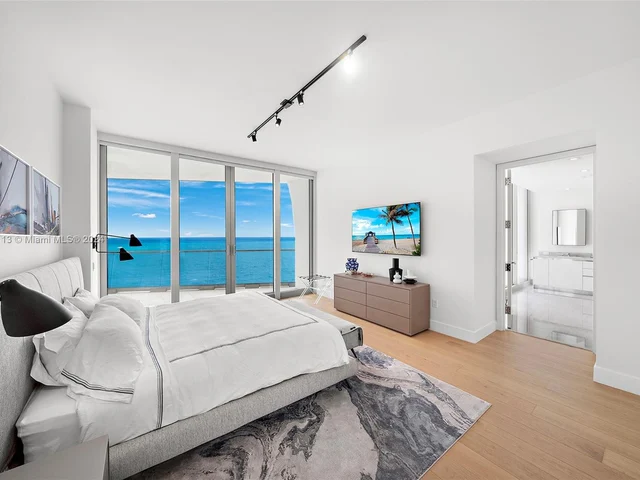 16901 Collins Ave # 1505, Sunny Isles Beach FL 33160