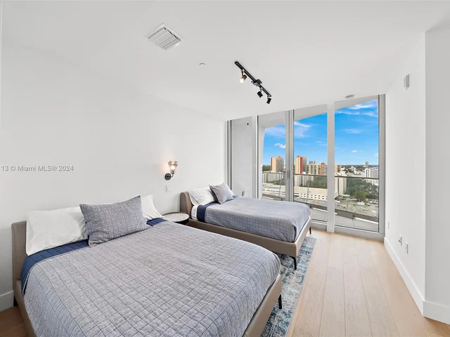 16901 Collins Ave # 1505, Sunny Isles Beach FL 33160