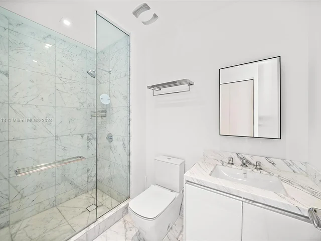 16901 Collins Ave # 1505, Sunny Isles Beach FL 33160