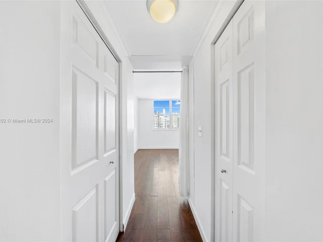 300 Bayview Dr # 1503, Sunny Isles Beach FL 33160