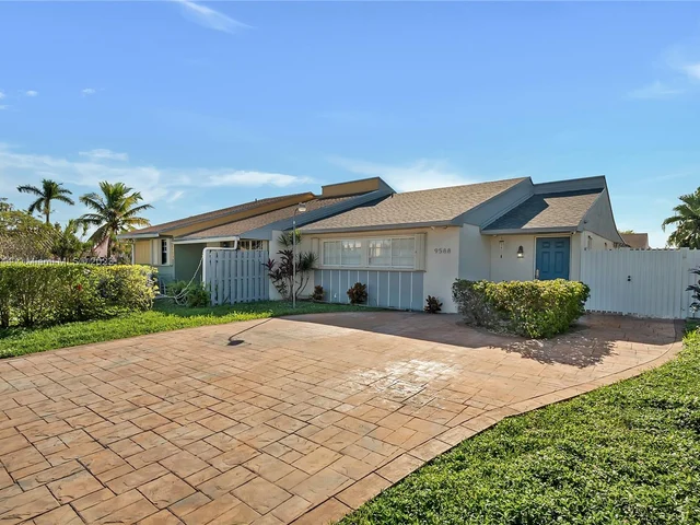 9588 SW 4th Ln # 1, Miami FL 33174