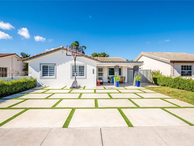 2344 SW 138th Pl, Miami FL 33175