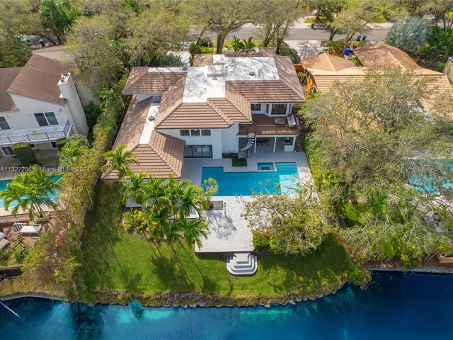 3051 N 35th St, Hollywood FL 33021