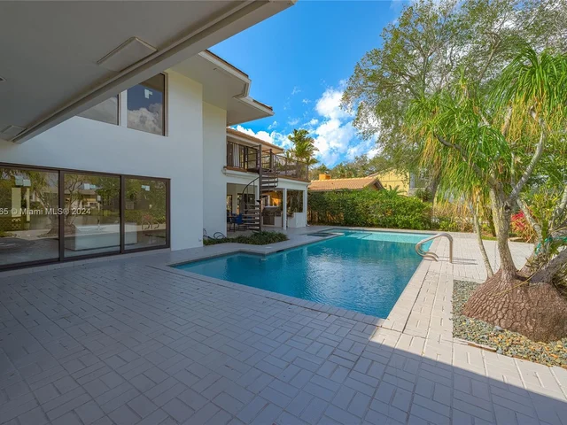 3051 N 35th St, Hollywood FL 33021