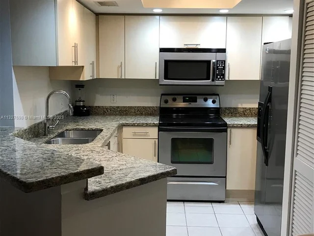 2119 SE 10th Ave # 917, Fort Lauderdale FL 33316