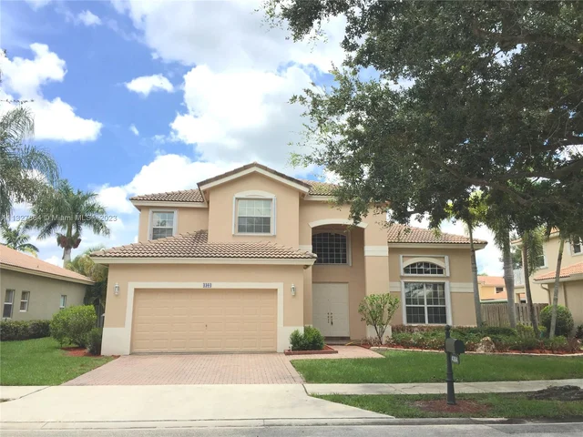 4304 Diamond Row, Weston FL 33331