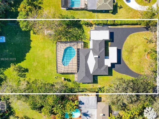 7970 SW 122nd St, Pinecrest FL 33156