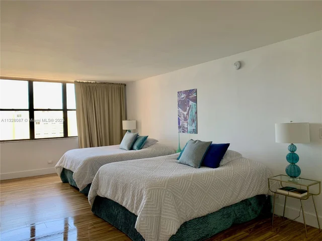 1800 NE 114th St # 2309, Miami FL 33181