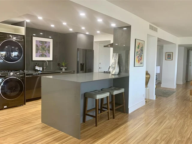 1800 NE 114th St # 2309, Miami FL 33181