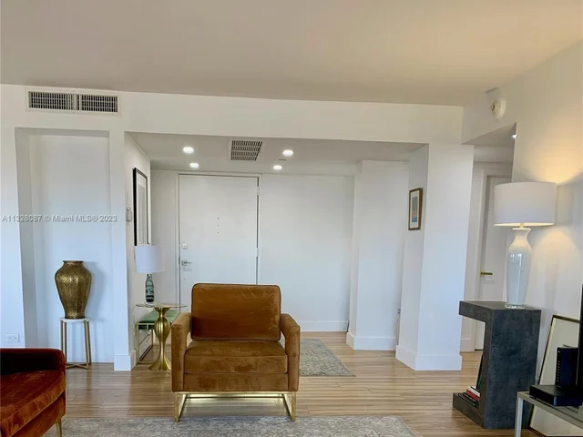 1800 NE 114th St # 2309, Miami FL 33181