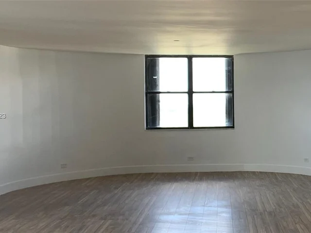 1800 NE 114th St # 2309, Miami FL 33181