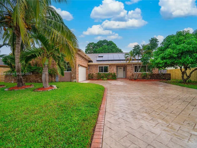 1200 NW 78th Ave, Plantation FL 33322