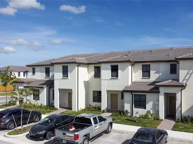 23341 SW 129th Path, Miami FL 33170