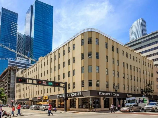 150 SE 3rd Ave # 303, Miami FL 33131