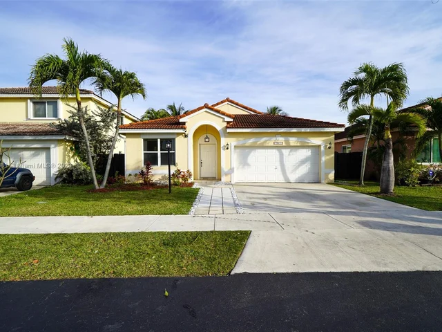 16511 SW 75th Ter, Miami FL 33193