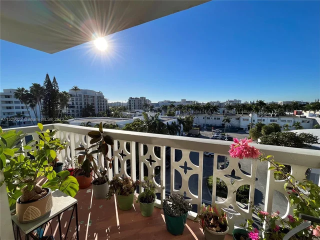 9700 E Bay Harbor Dr # 511, Bay Harbor Islands FL 33154