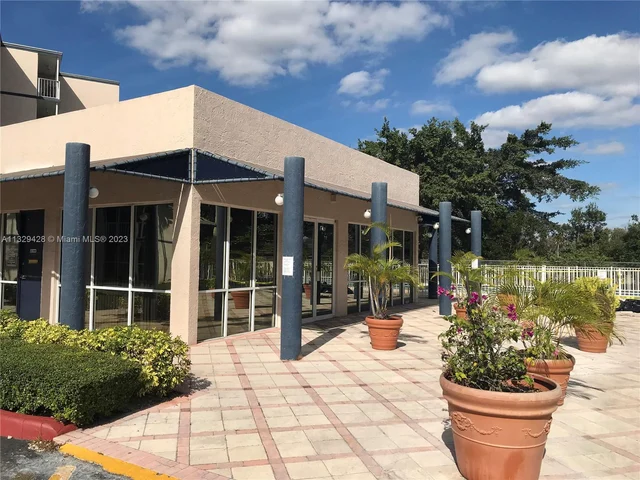 6955 NW 186th St # F310, Hialeah FL 33015