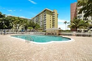 4400 Hillcrest Dr # 920C, Hollywood FL 33021